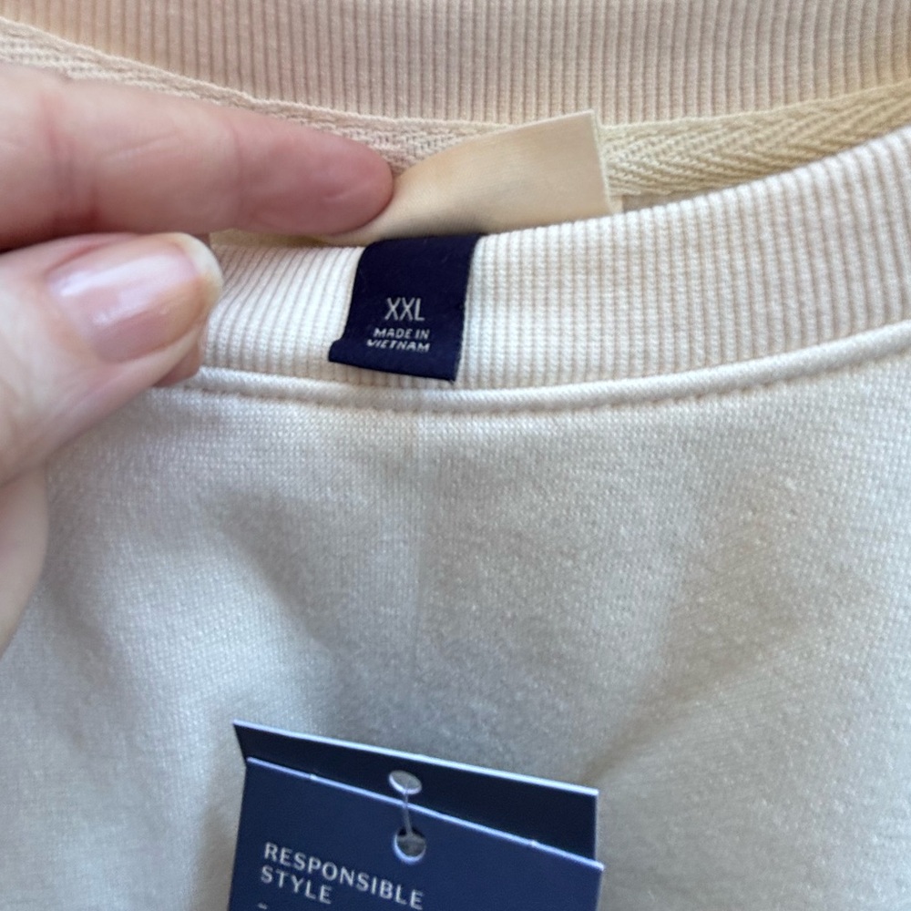 🎉NWT🎉 Universal Thread Cream Scoop Neck Sweater - Picture 9 of 14